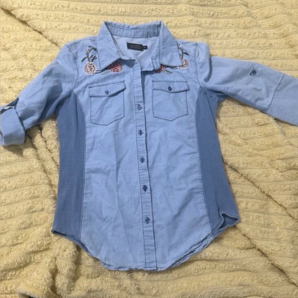 Cavalini Denim Collection Blue Embriodered Floral roses Button-up Shirt Medium